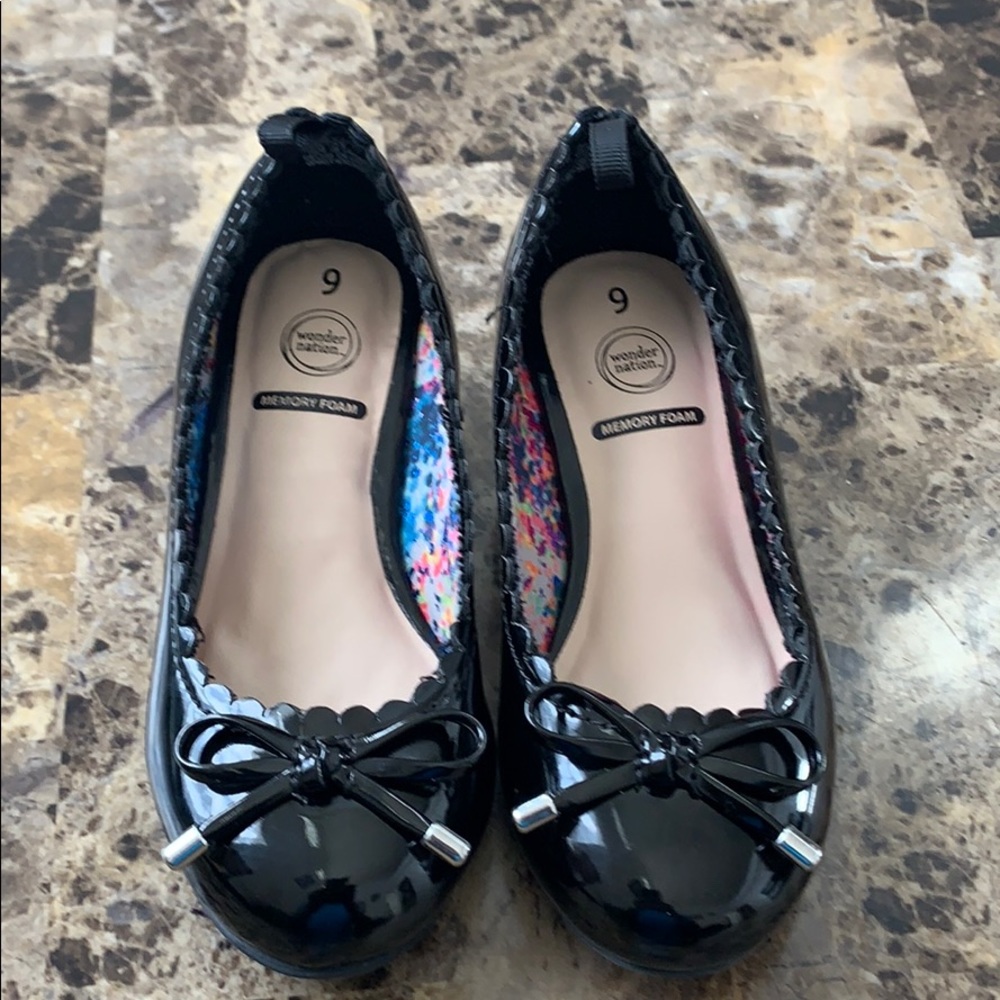 Dress shoes